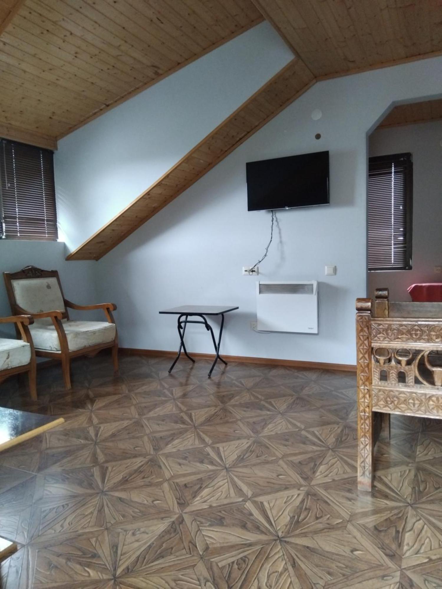 New Seti Guest House Mestia Exterior photo